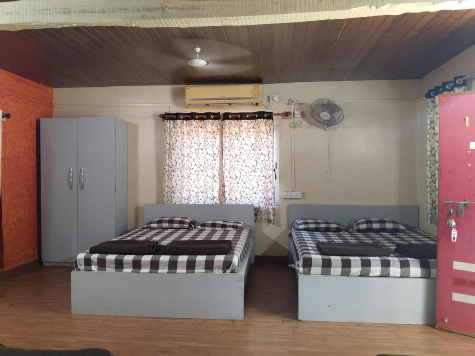 Dreamland Inn Beach Resort Dāpoli Extérieur photo